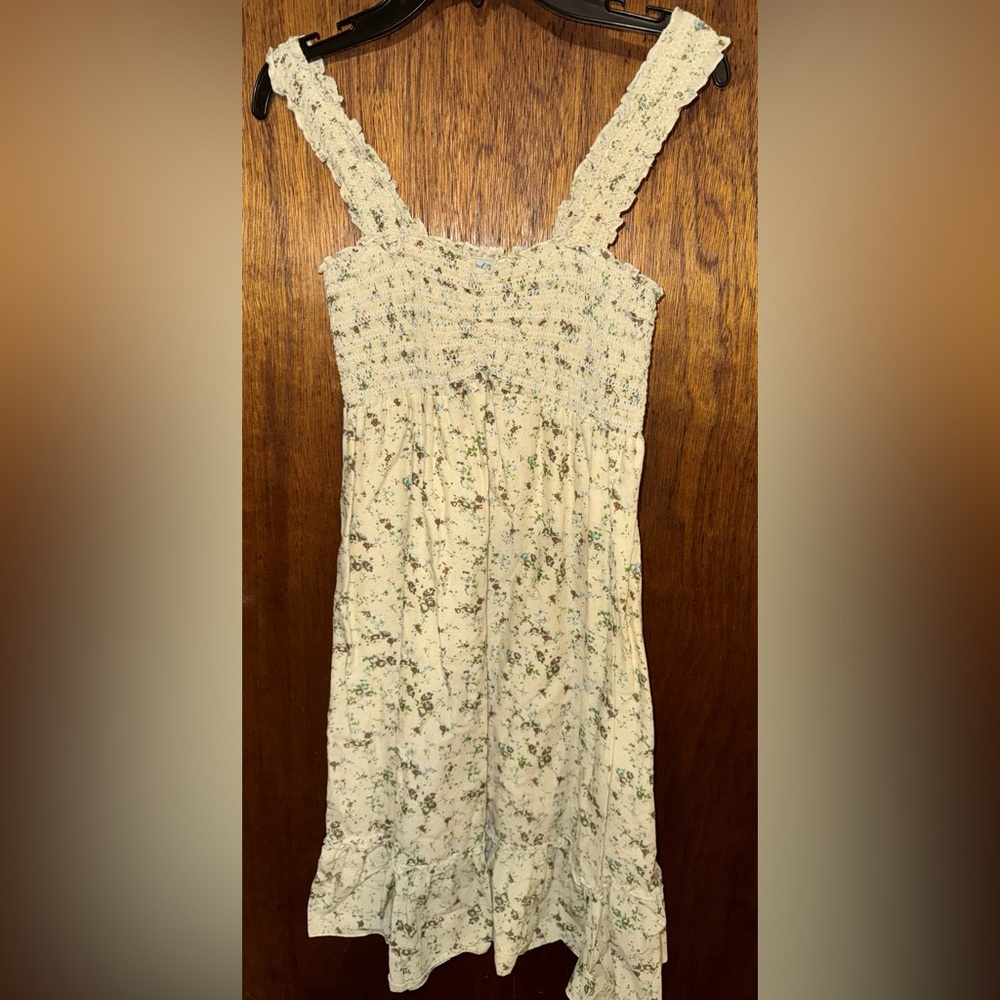 SO Ruffled Floral Sleeveless Mini Dress Size Medium Smocked Cottagecore